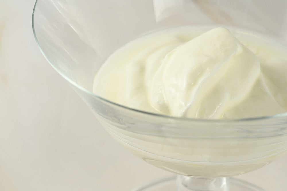 Whey Protein vs. Casein: Which Milk Protein Should You Choose?